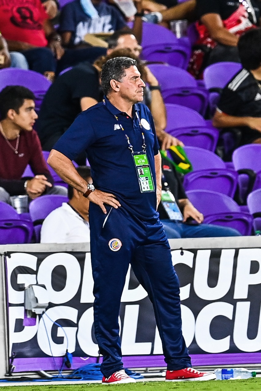 Luis Fernando Suárez, 'contra el tiempo': llegó, jugó la Copa Oro y tiene que alistar Eliminatorias - Vimarsana News